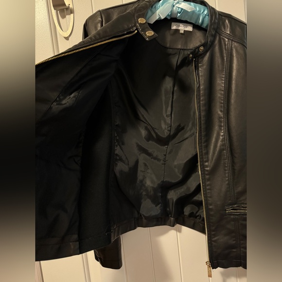 Calvin Klein Jacket - Picture 6 of 7